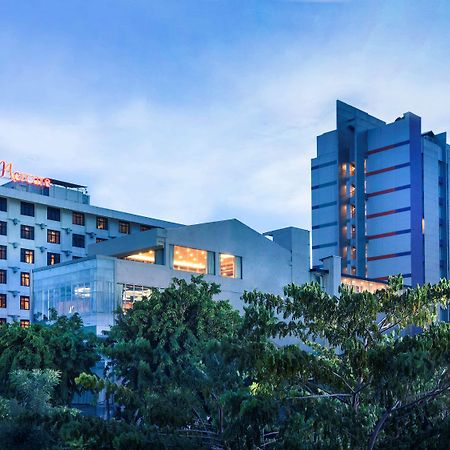 Mercure Σουραμπάγια Εξωτερικό φωτογραφία