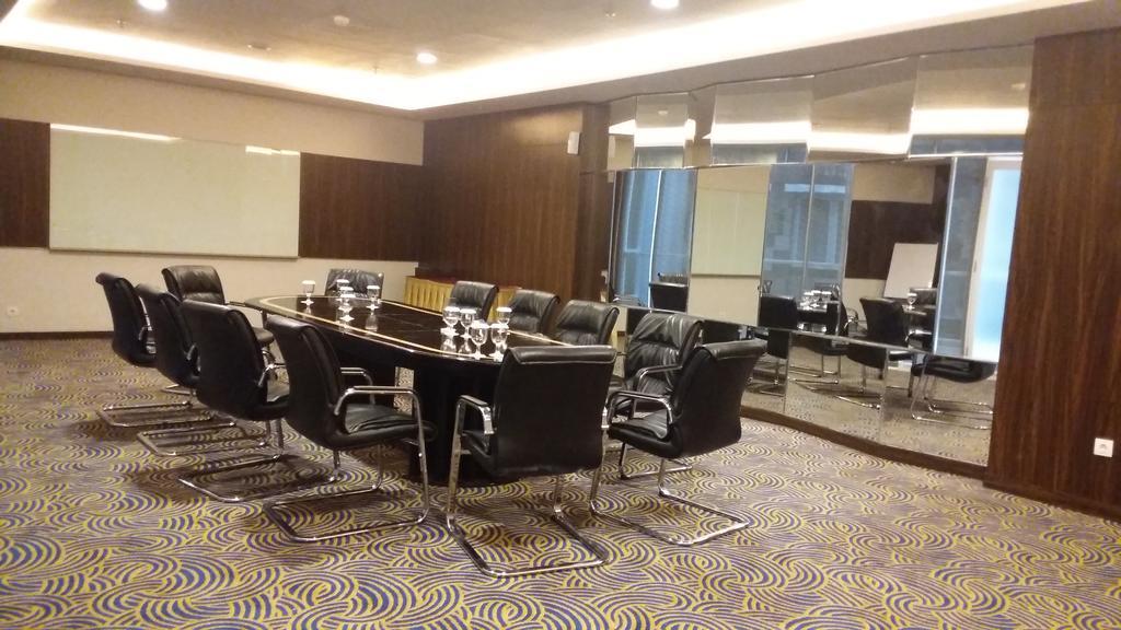 Mercure Σουραμπάγια Εξωτερικό φωτογραφία