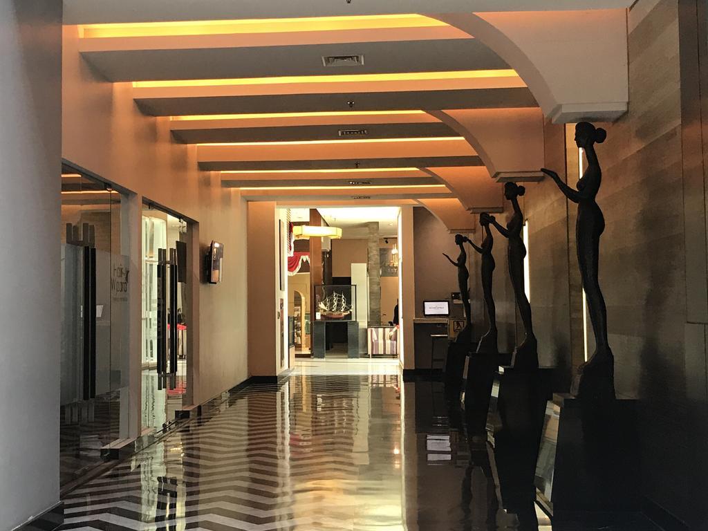 Mercure Σουραμπάγια Εξωτερικό φωτογραφία