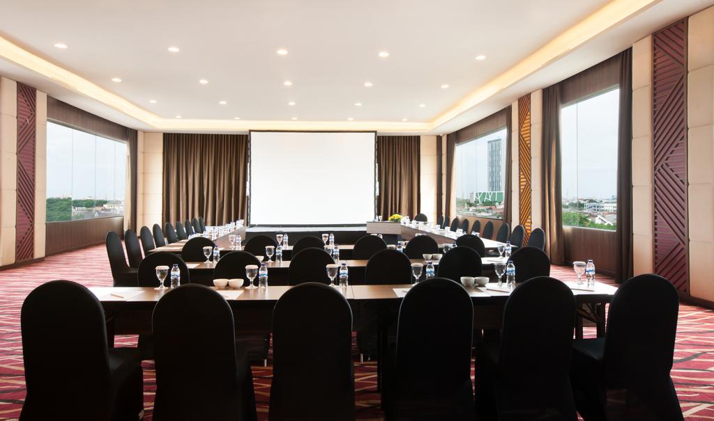 Mercure Σουραμπάγια Εξωτερικό φωτογραφία